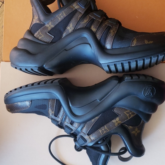 Louis Vuitton Archlight Trainer Monogram Black - Picture 6 of 13